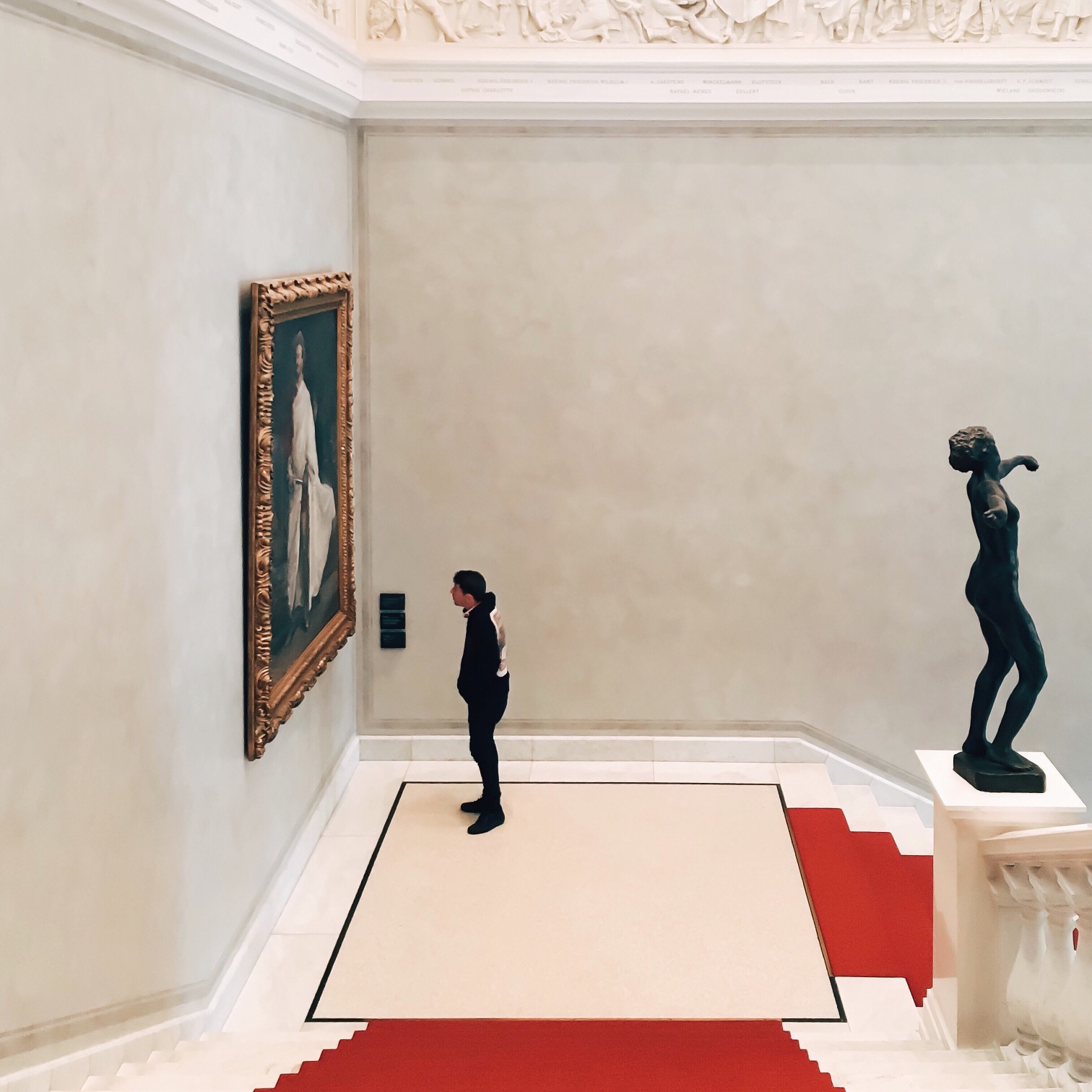 At The Gallery T20 WQR40L