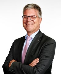 Hans Oosters (1) | Commissaris van de Koning